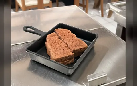 Roti Kaya Butter: Teman Setia Kopi Pagi
